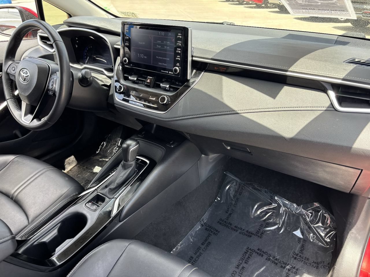 Used 2020 Toyota Corolla XLE w/ Carpet Mat Package (TMS) FWD image 10