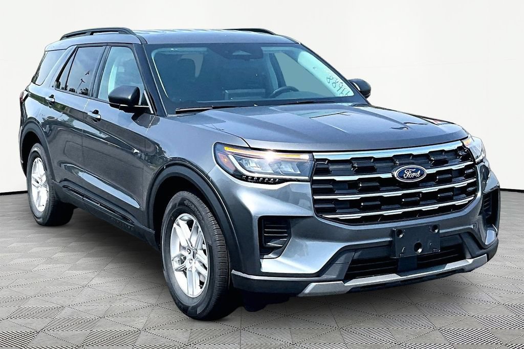 New 2026 Ford Explorer Active RWD image 1