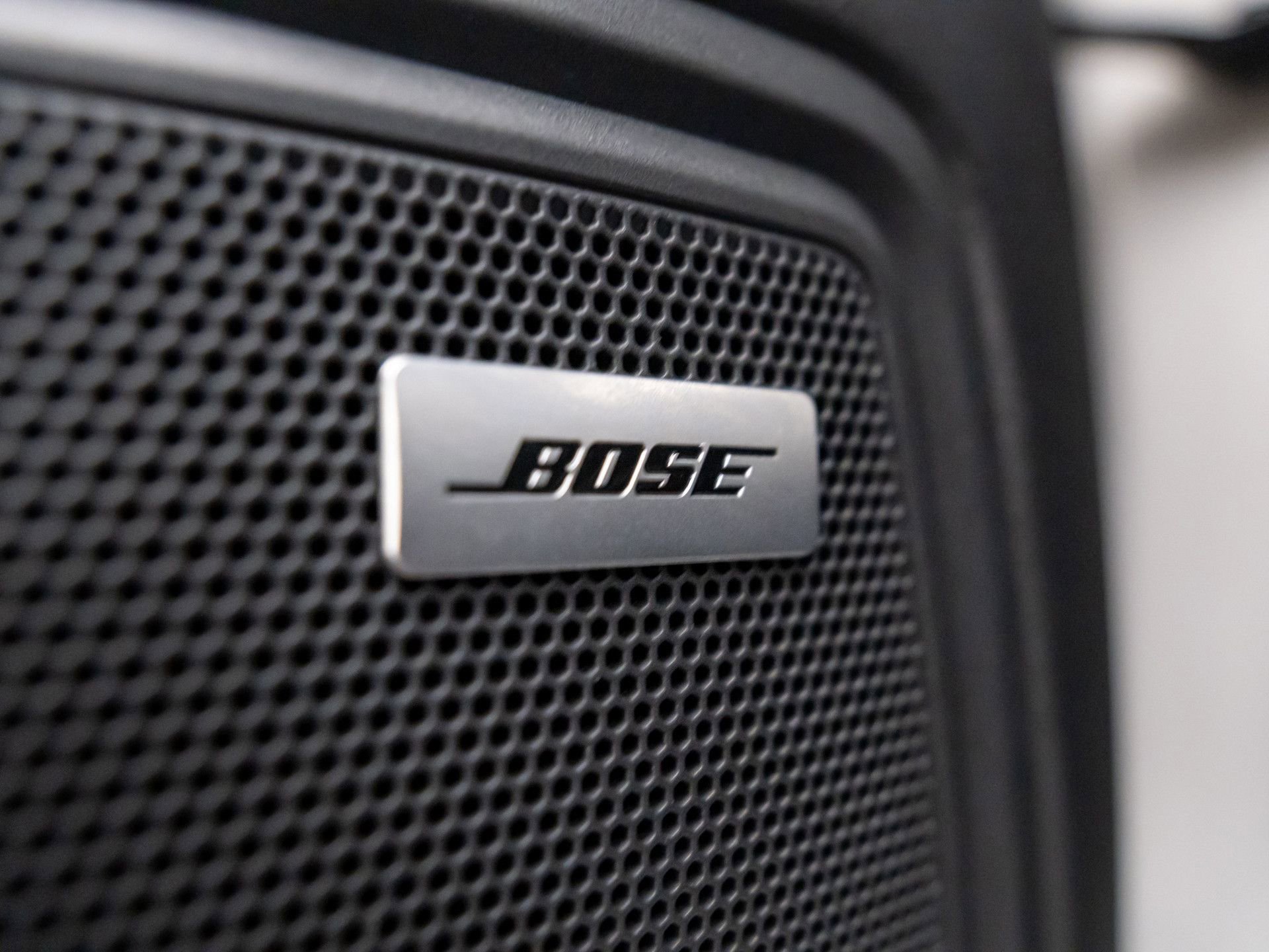 Certified 2024 Porsche Macan GTS image 15