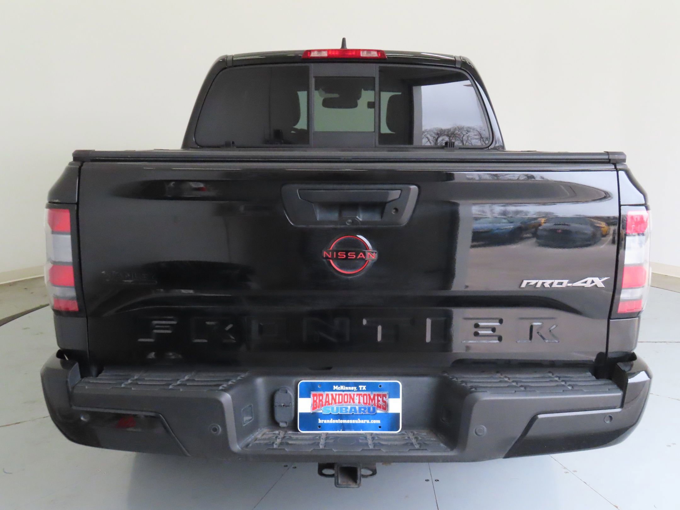 Used 2022 Nissan Frontier PRO-4X w/ Pro-4X Premium Package image 5
