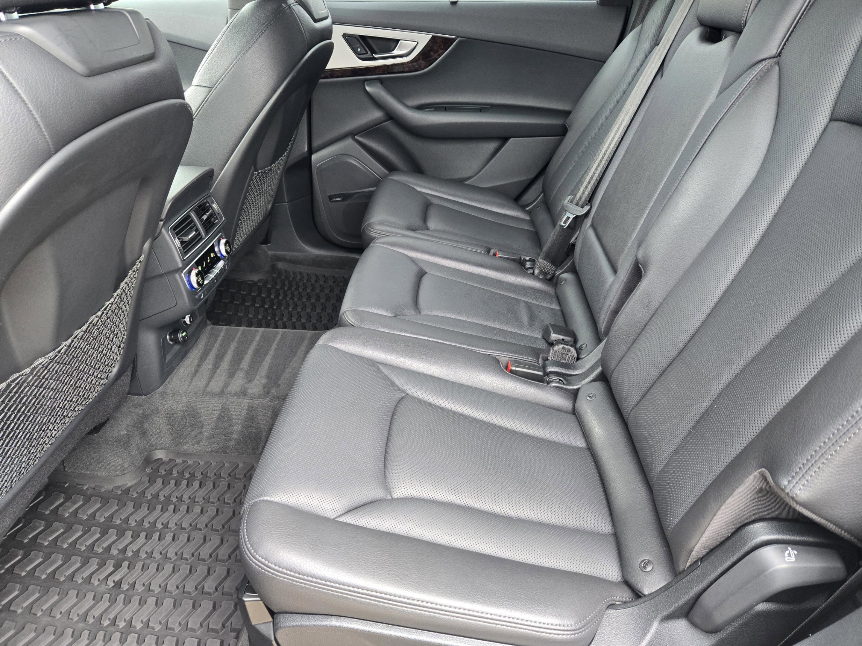 Used 2019 Audi Q7 2.0T Premium Plus w/ Premium Plus Package image 36