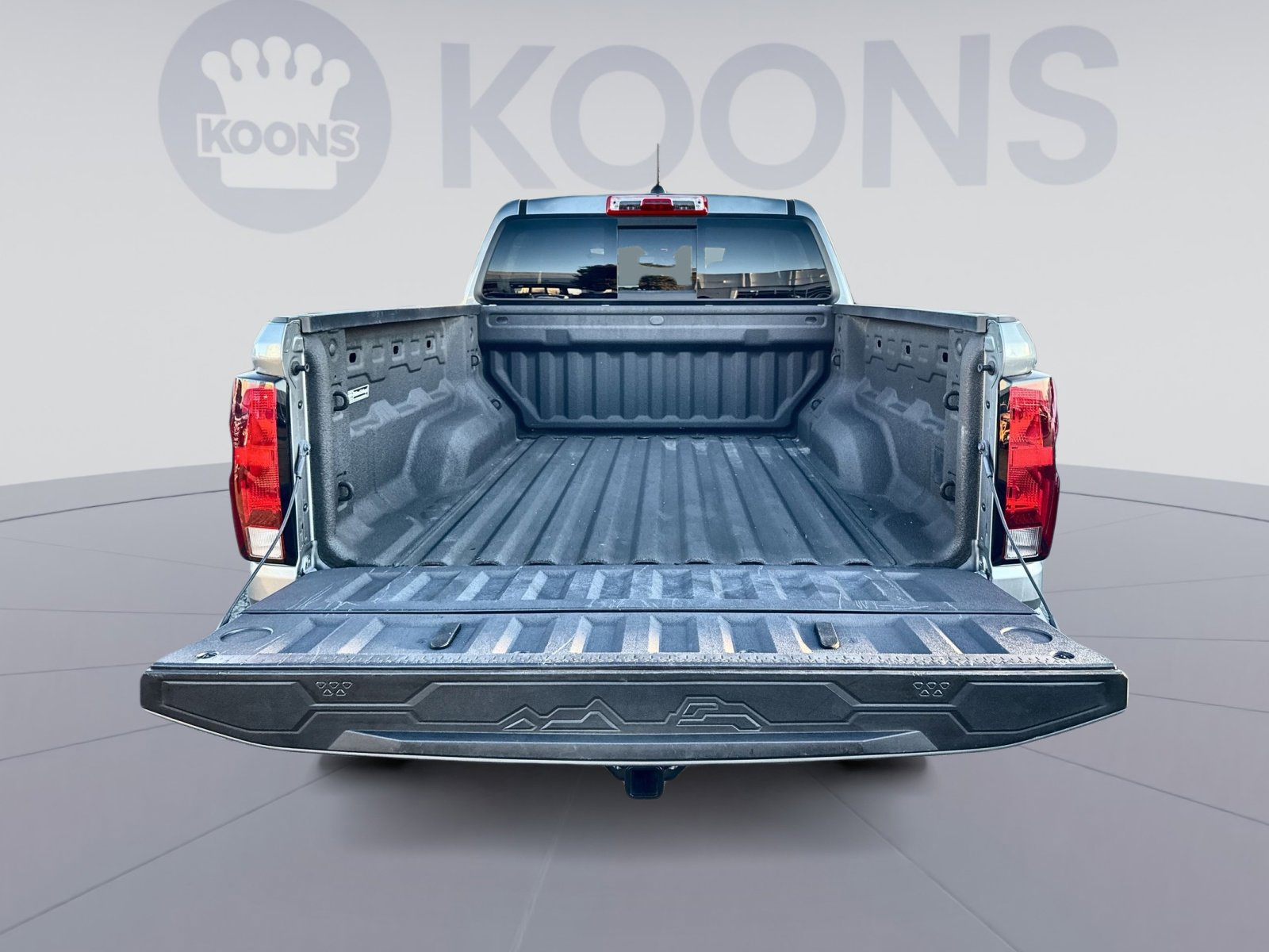 Used 2024 Chevrolet Colorado LT w/ LT Convenience Package II image 26