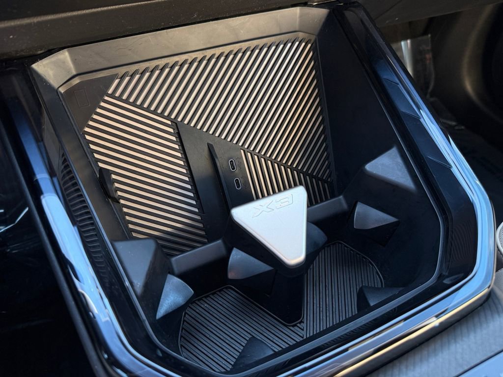 Certified 2025 BMW X3 xDrive30i w/ Premium Package image 26