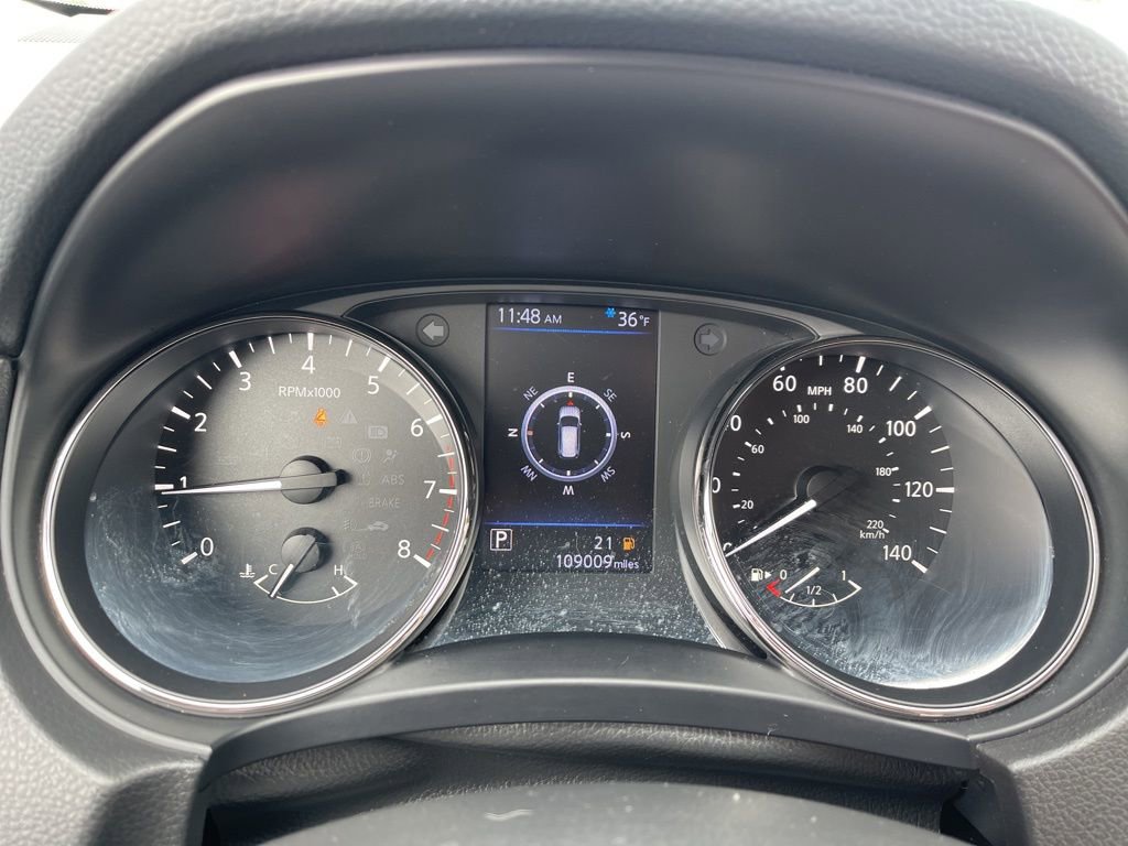 Used 2018 Nissan Rogue SL w/ Premium Package image 17