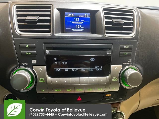 Used 2012 Toyota Highlander Limited image 18