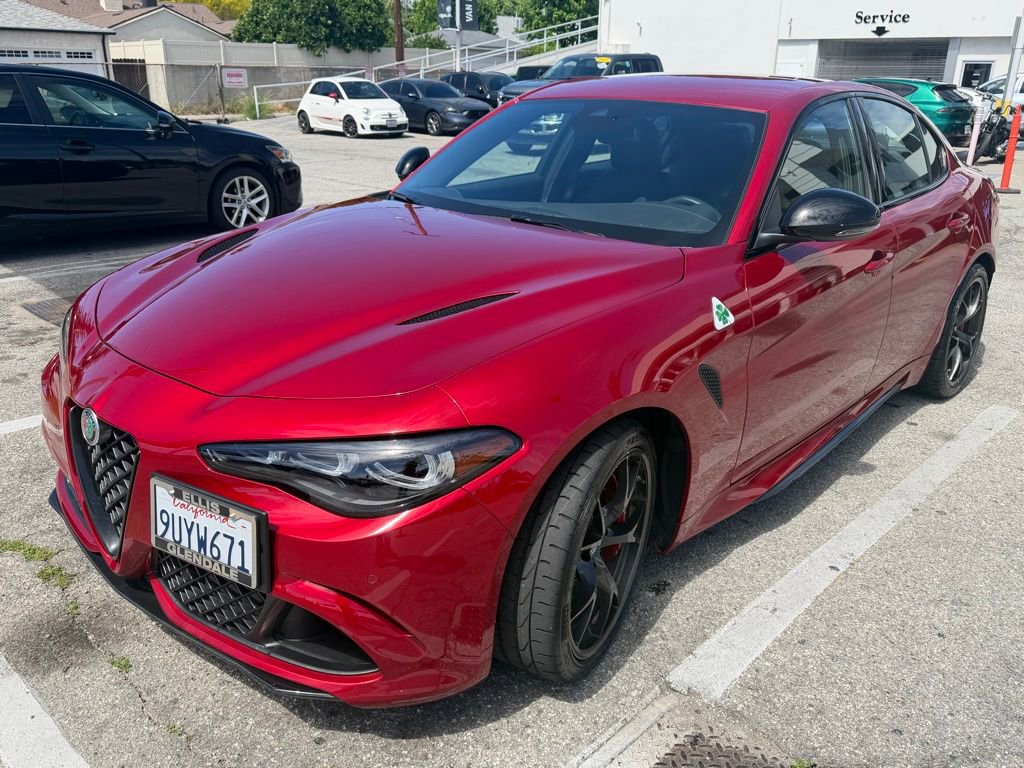 Used 2024 Alfa Romeo Giulia Quadrifoglio w/ Active Assist Plus Package image 3