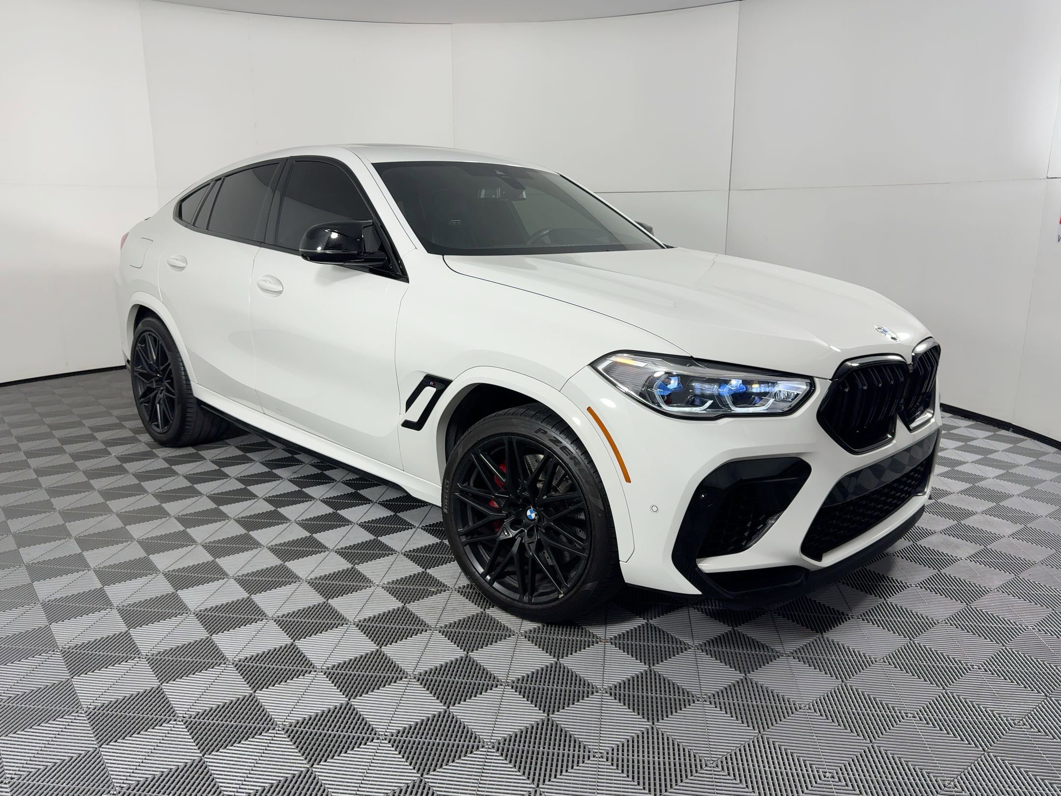 Used 2021 BMW X6 M w/ Competition Package image 7