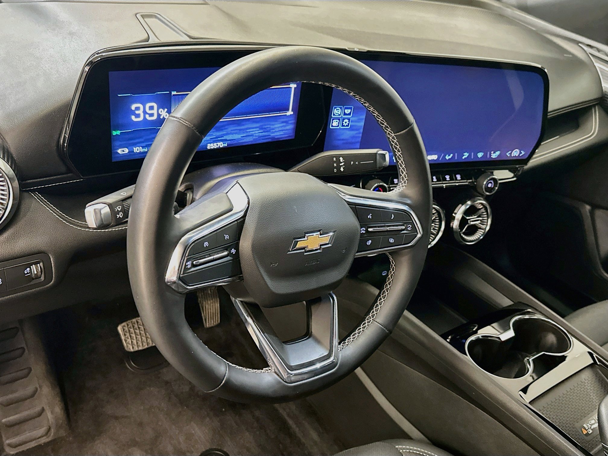 Used 2024 Chevrolet Blazer EV LT AWD/4WD image 18