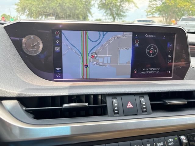 Used 2019 Lexus ES 350 Ultra Luxury FWD image 12