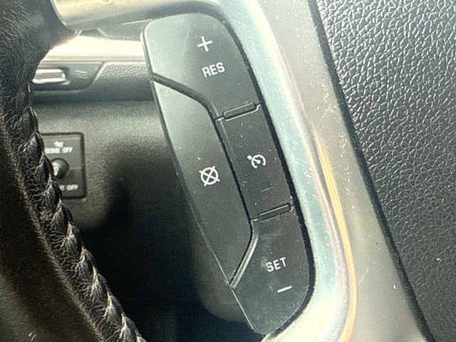 Used 2016 Chevrolet Traverse LT w/ Style and Technology Package FWD image 37
