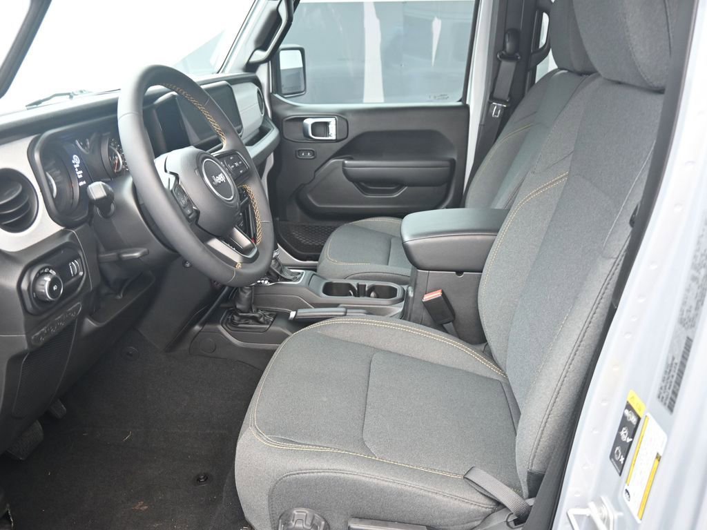 Used 2024 Jeep Wrangler Sport S image 16