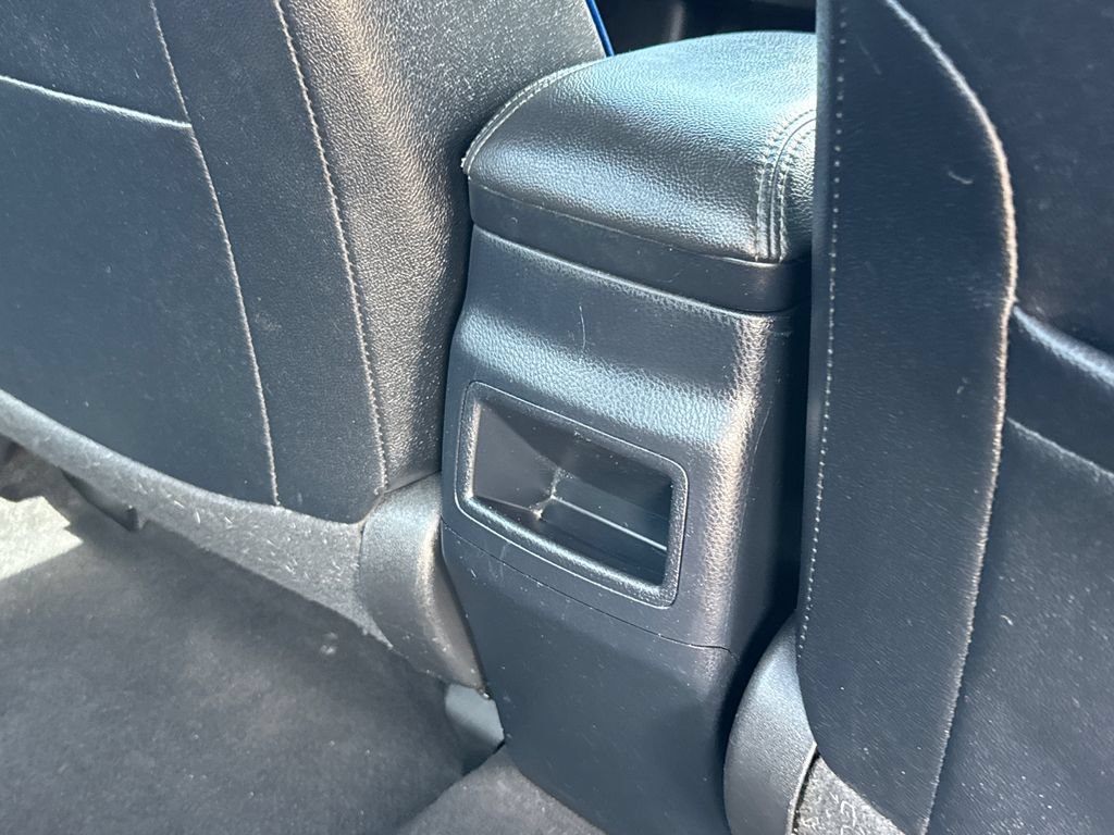 Used 2018 Toyota Corolla SE w/ Carpet Mat Package (TMS) FWD image 15