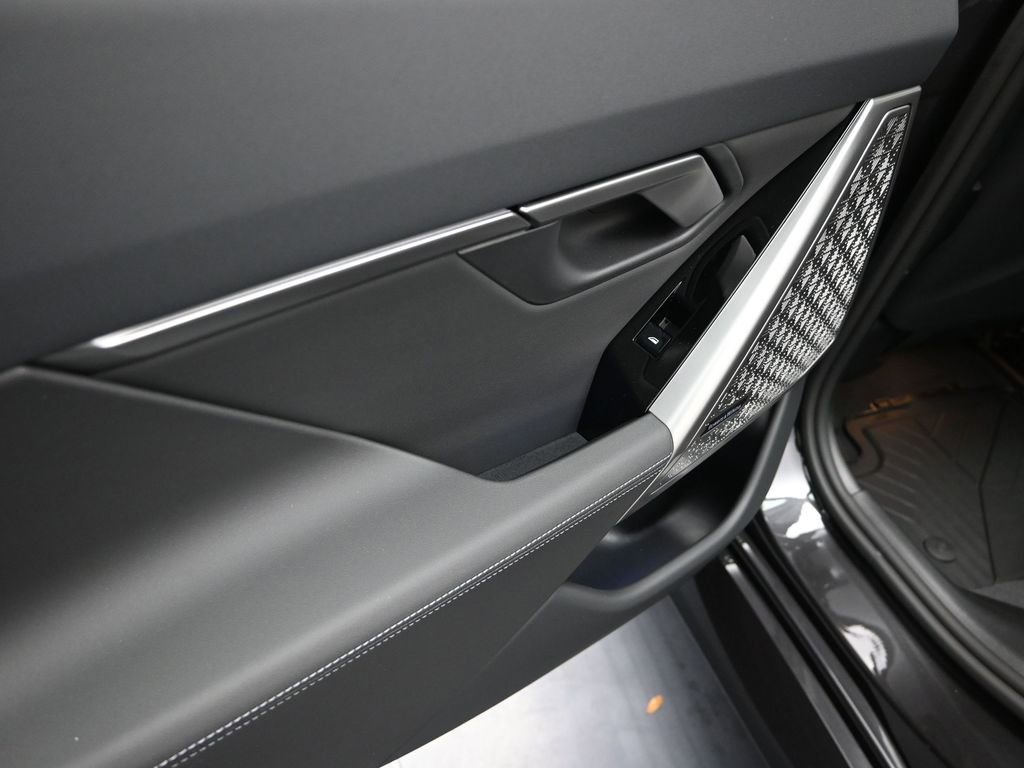 New 2026 BMW M5 w/ Executive Package AWD/4WD image 16