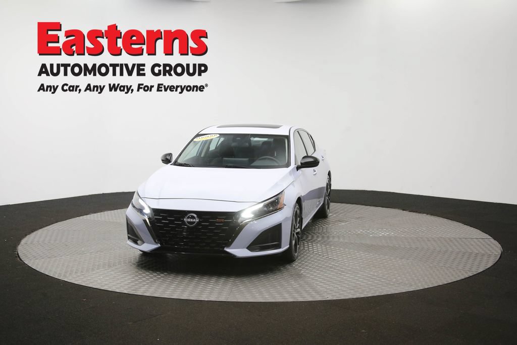 Used 2025 Nissan Altima 2.5 SR w/ SR Premium Package FWD image 54