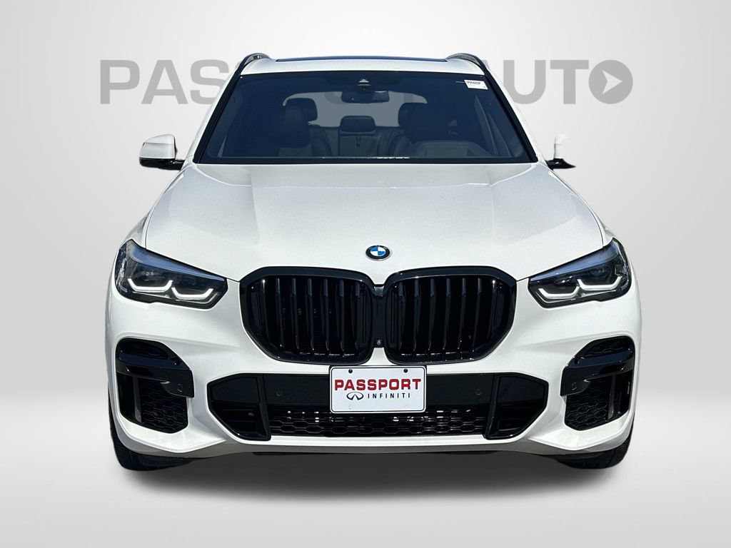 Used 2023 BMW X5 xDrive40i w/ M Sport Package AWD/4WD image 7