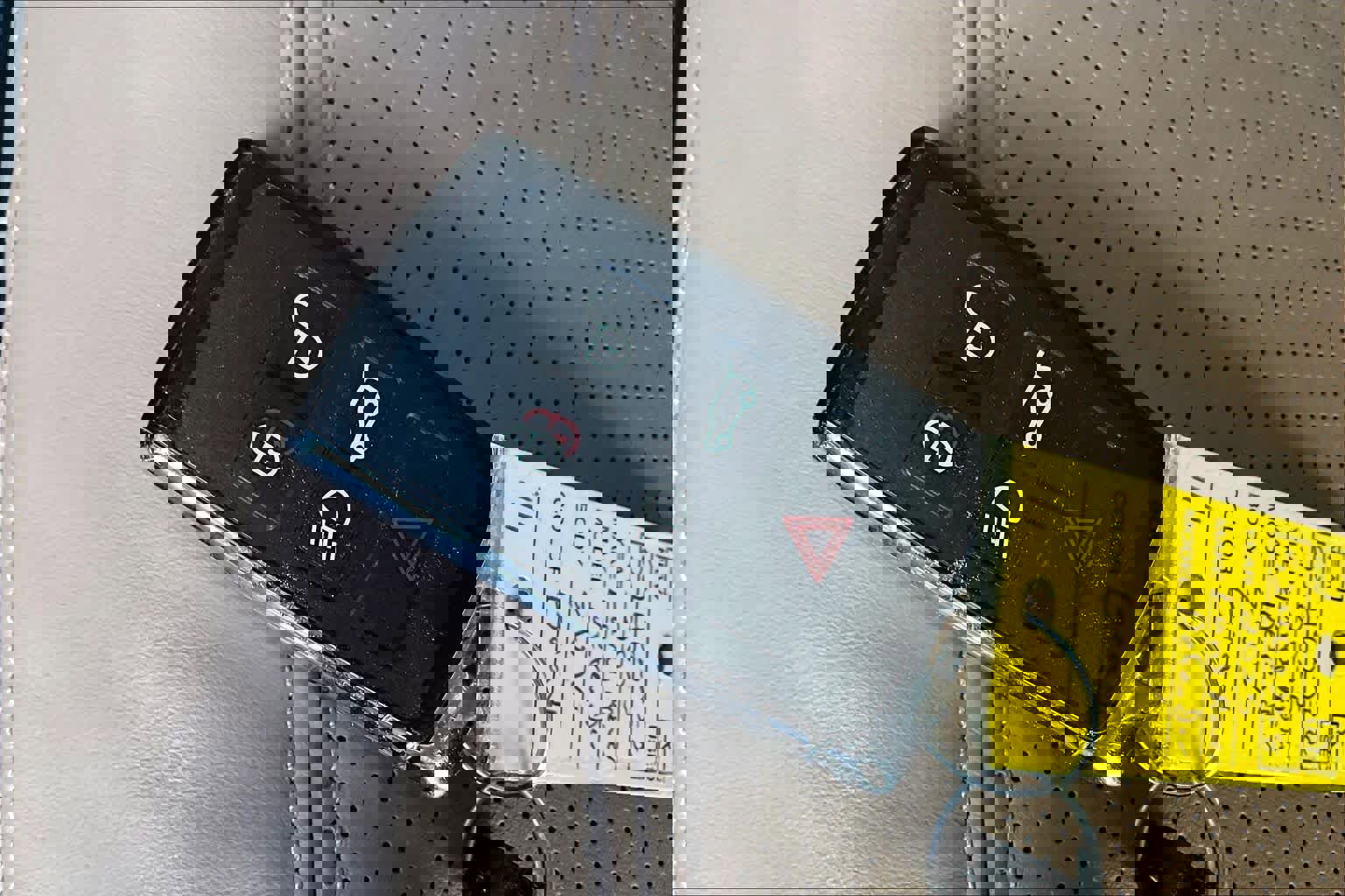 Used 2025 Land Rover Defender 110 X-Dynamic SE image 14