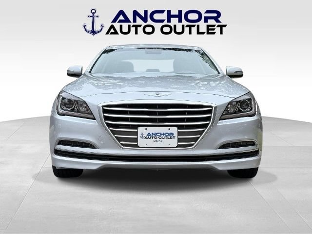 Used 2015 Hyundai Genesis 3.8 RWD image 2