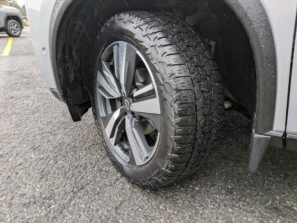 Used 2022 Nissan Rogue SL w/ SL Premium Package image 36