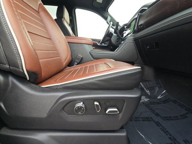 Used 2025 GMC Sierra 2500 Denali Ultimate image 19