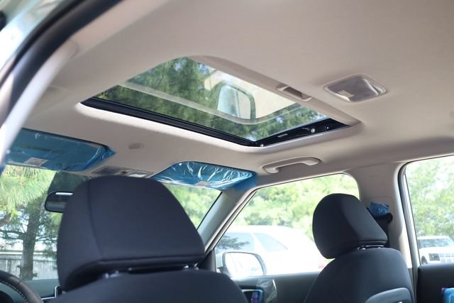 New 2026 Hyundai Venue SEL FWD image 24