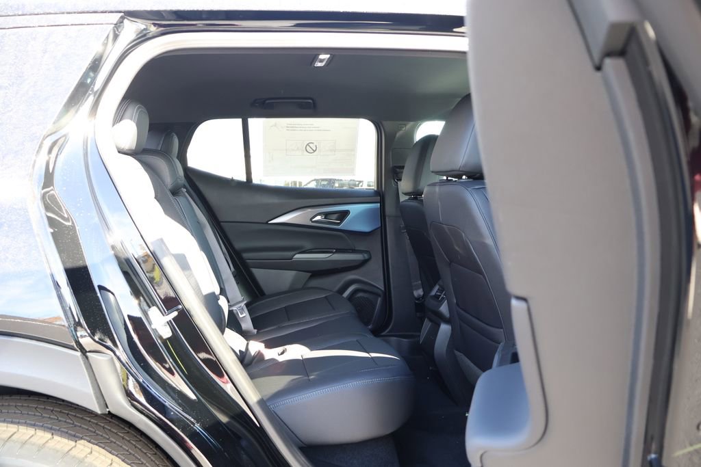 New 2026 Chevrolet Equinox EV LT image 34