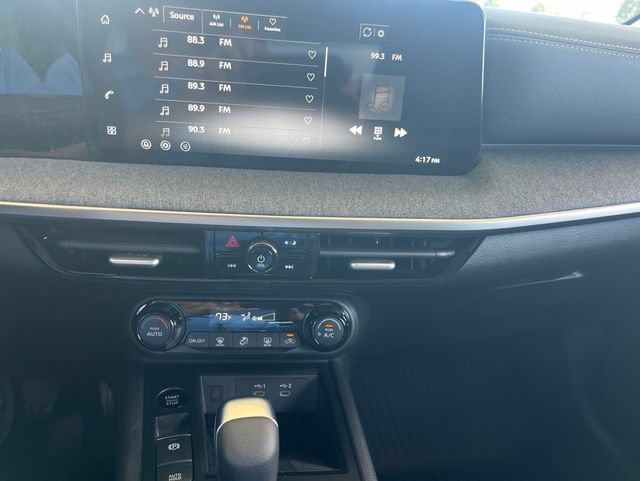 Used 2026 Nissan Kicks SV FWD image 17