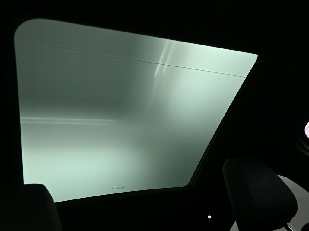 Certified 2025 BMW X2 xDrive28i image 26