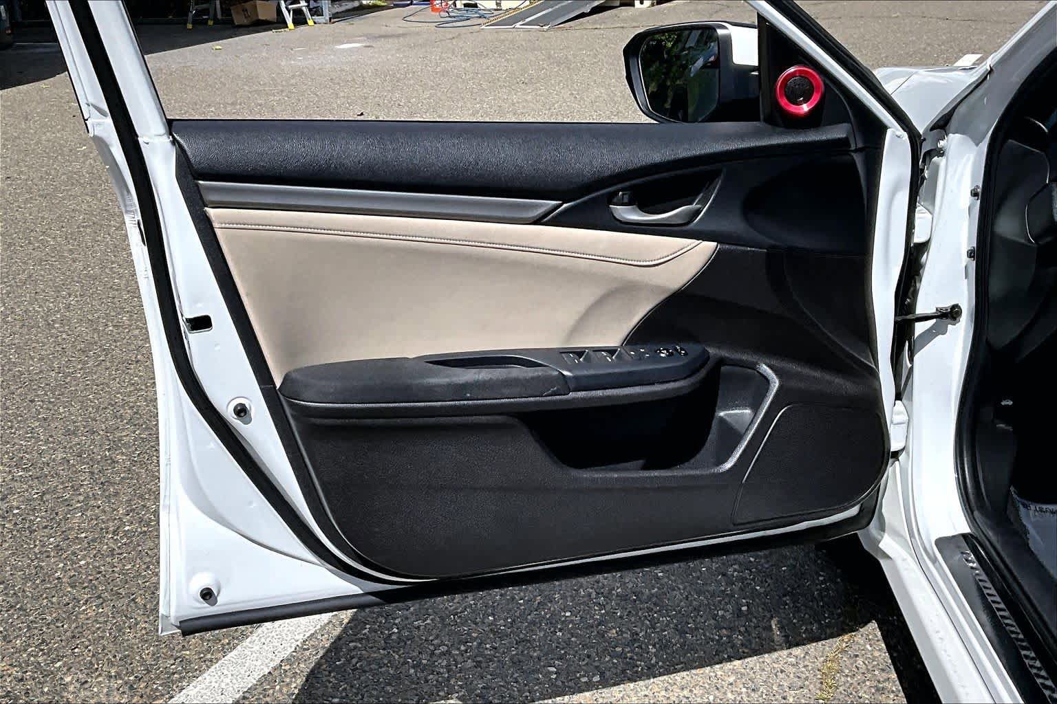 Used 2020 Honda Civic EX image 21