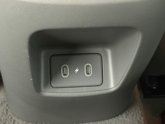 Used 2025 Hyundai Elantra Sport FWD image 9