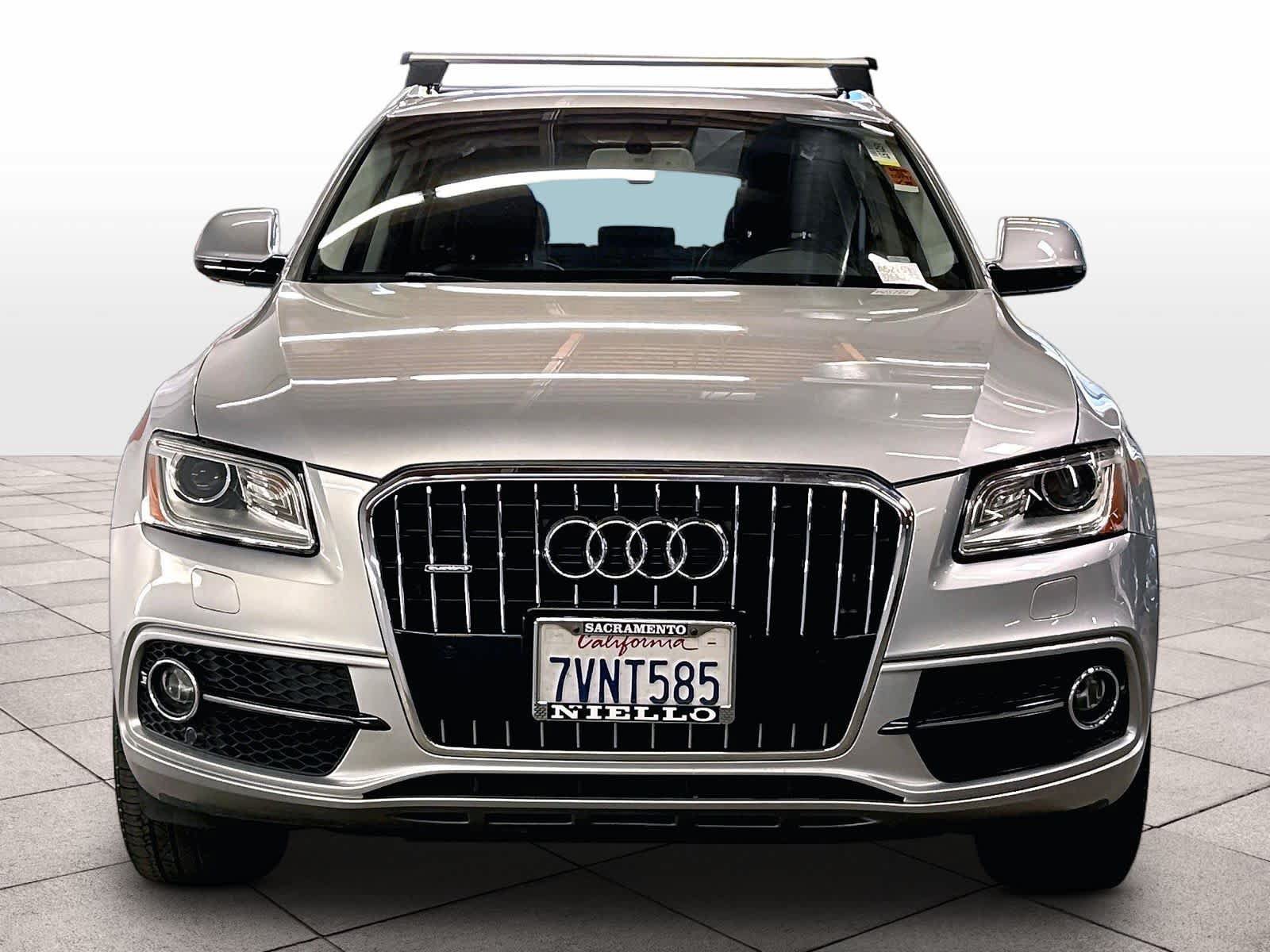 Used 2017 Audi Q5 3.0T Premium Plus w/ Technology Package AWD/4WD image 3