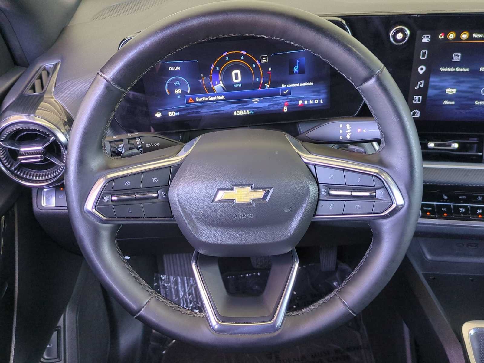 Used 2025 Chevrolet Equinox LT w/ Convenience Package II FWD image 14