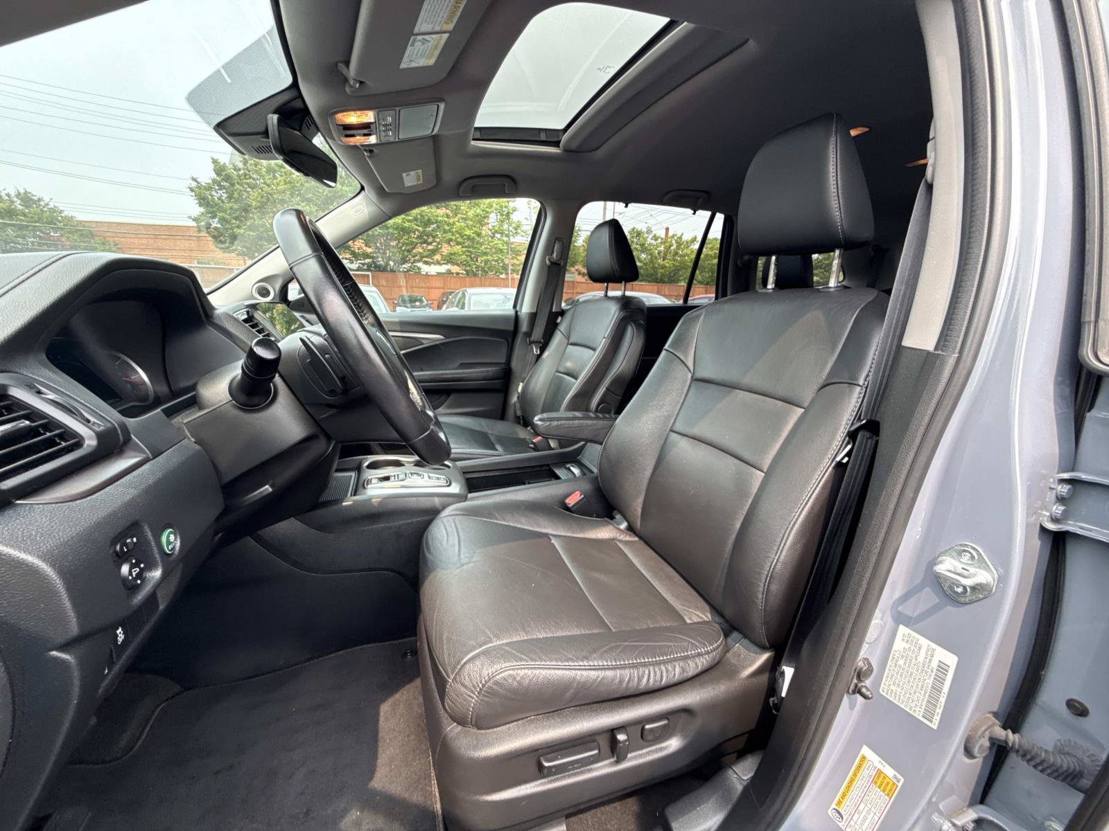 Used 2022 Honda Pilot Special Edition image 12