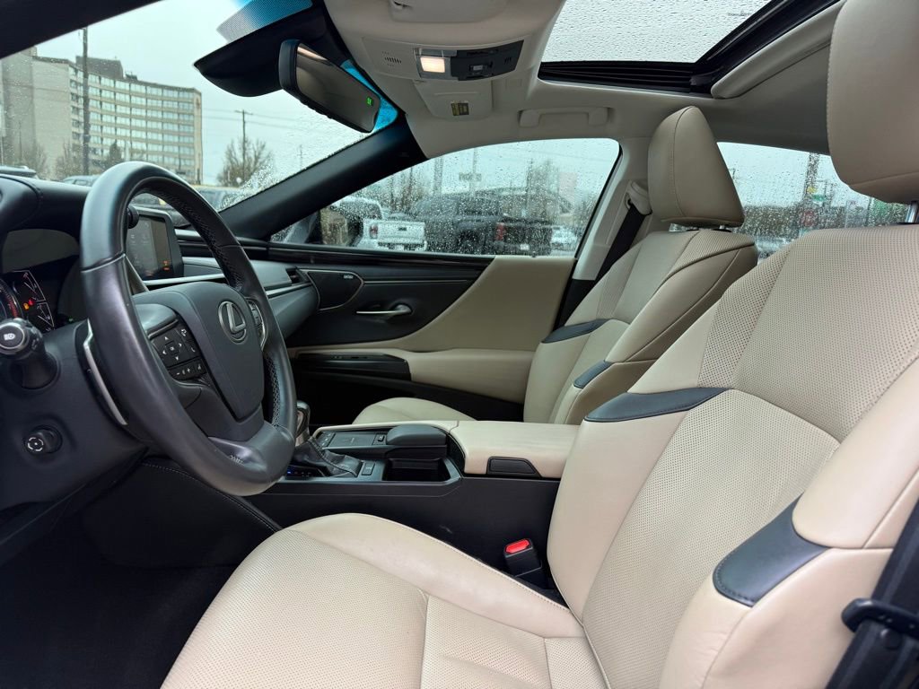 Used 2019 Lexus ES 350 w/ Premium Package image 13