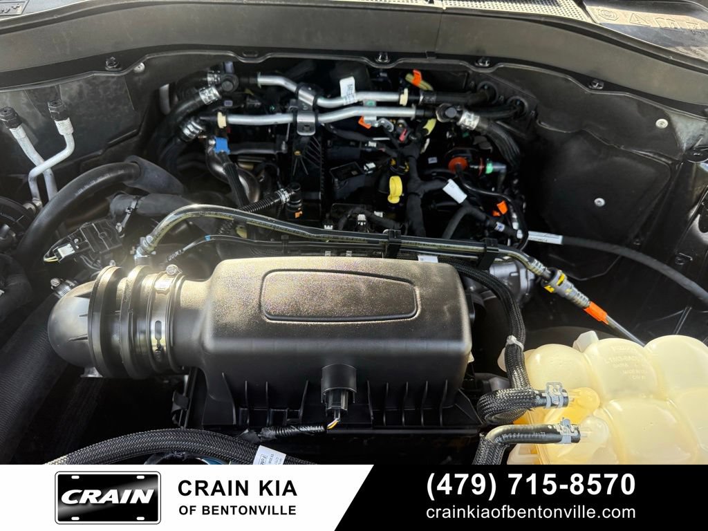 Used 2023 Ford Explorer XLT RWD image 35