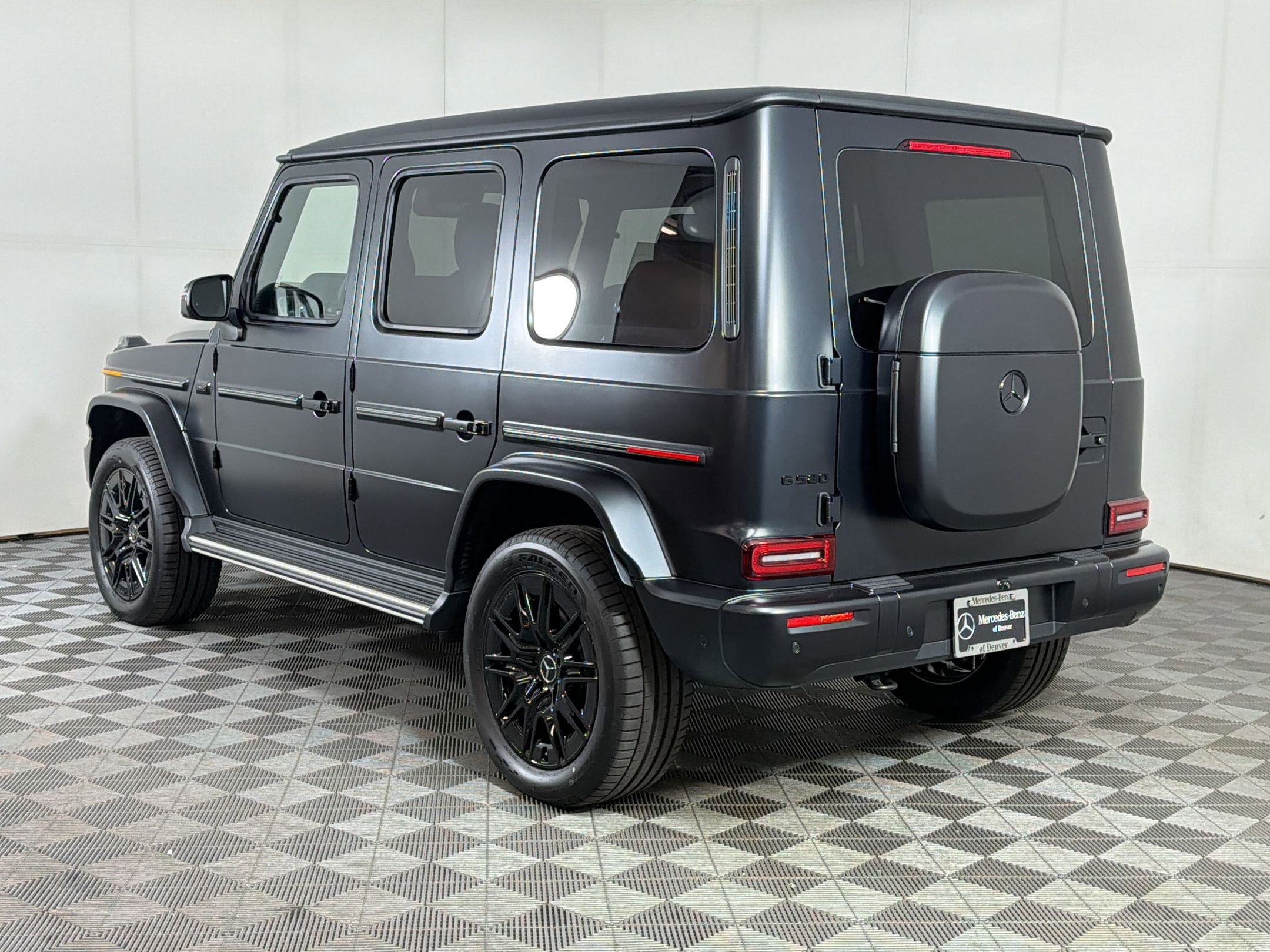 New 2026 Mercedes-Benz G 580 w/ EQ Technology image 3