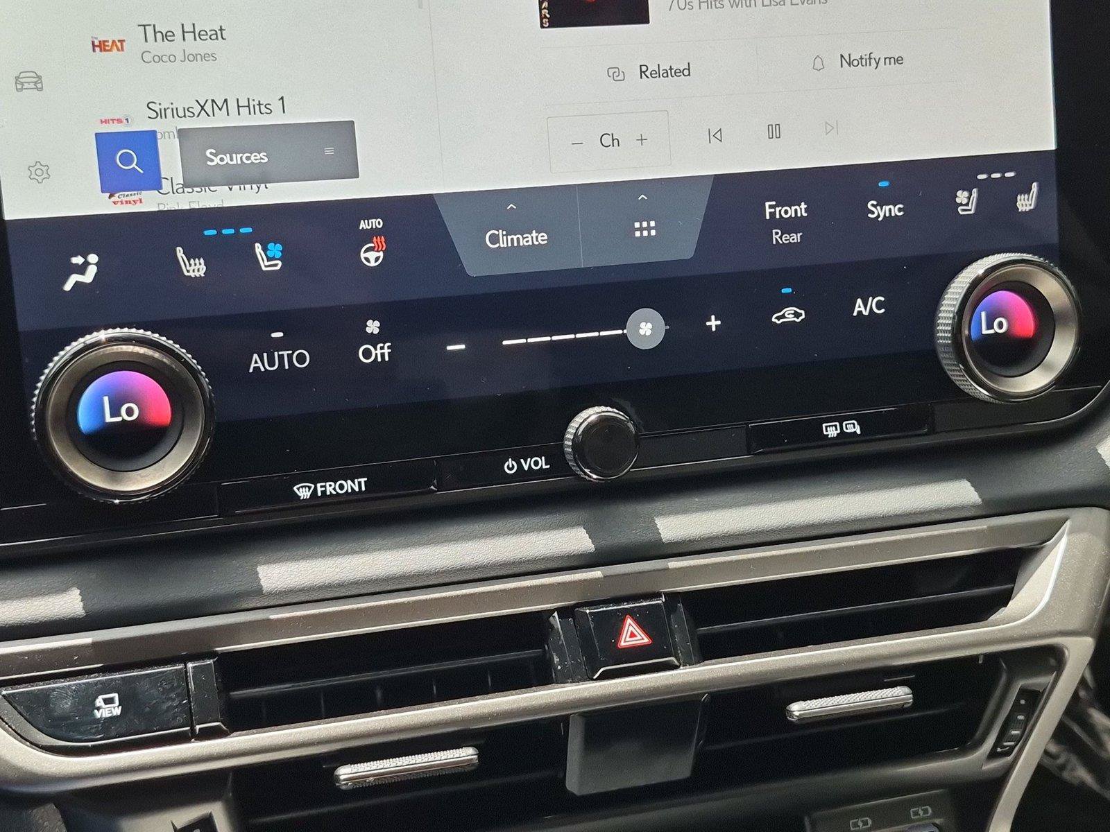 Used 2025 Lexus RX 350 Premium w/ Convenience Package FWD image 18