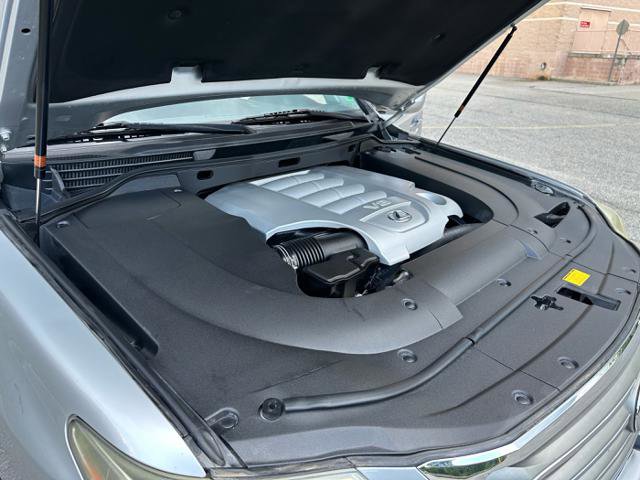 Used 2009 Lexus LX 570 4WD image 50