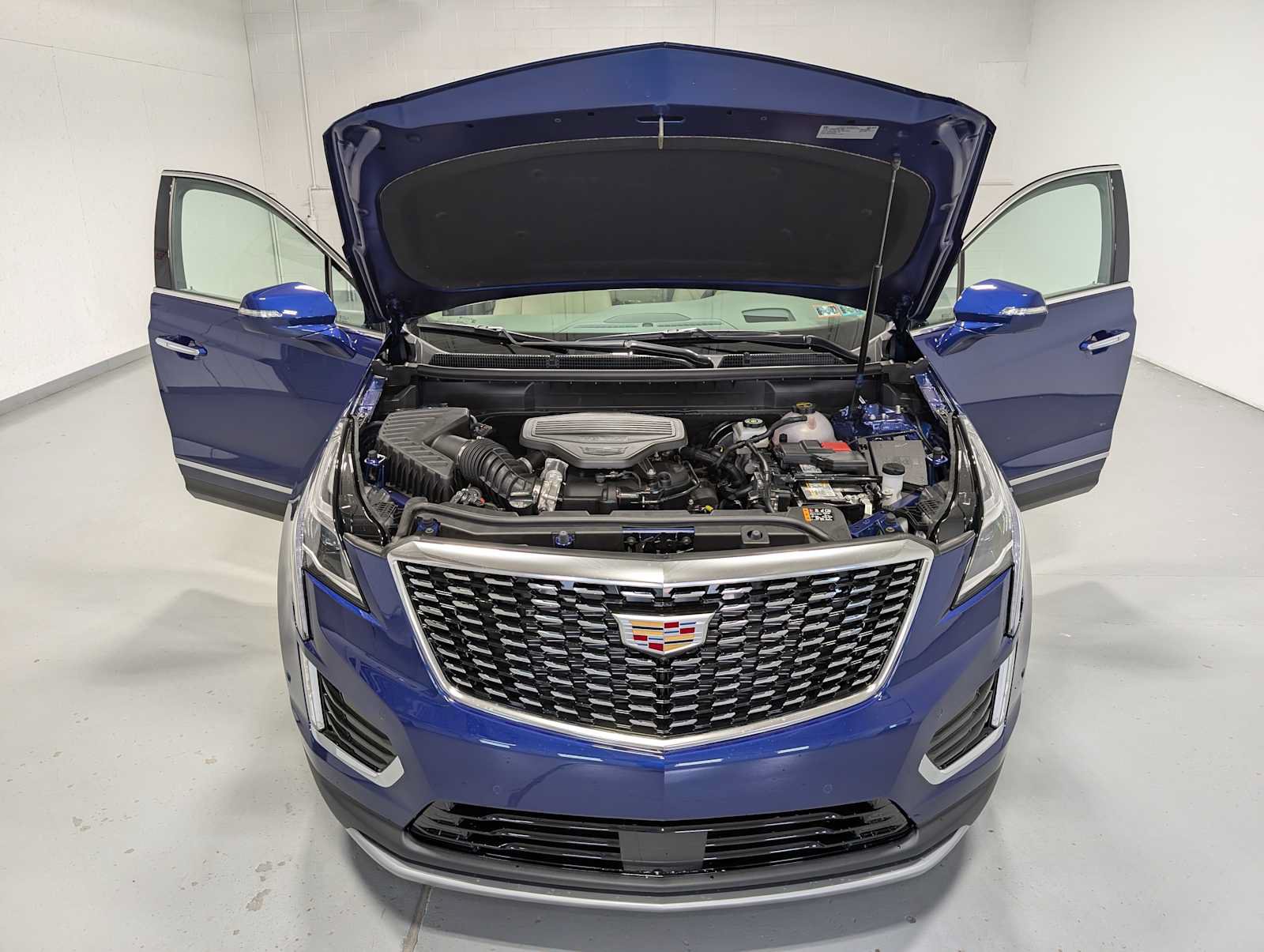 New 2026 Cadillac XT5 Premium Luxury w/ Driver Assist Package AWD/4WD image 11