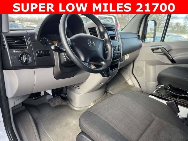 Used 2015 Mercedes-Benz Sprinter 2500 image 15