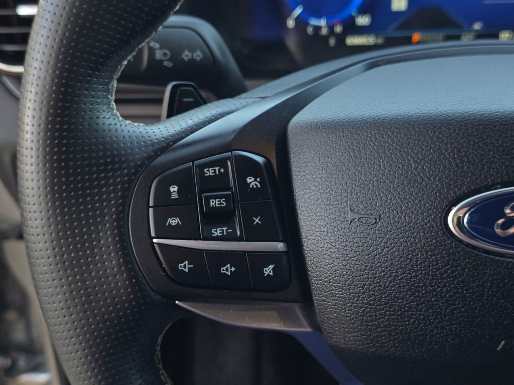 Used 2020 Ford Explorer ST w/ ST Street Pack image 18