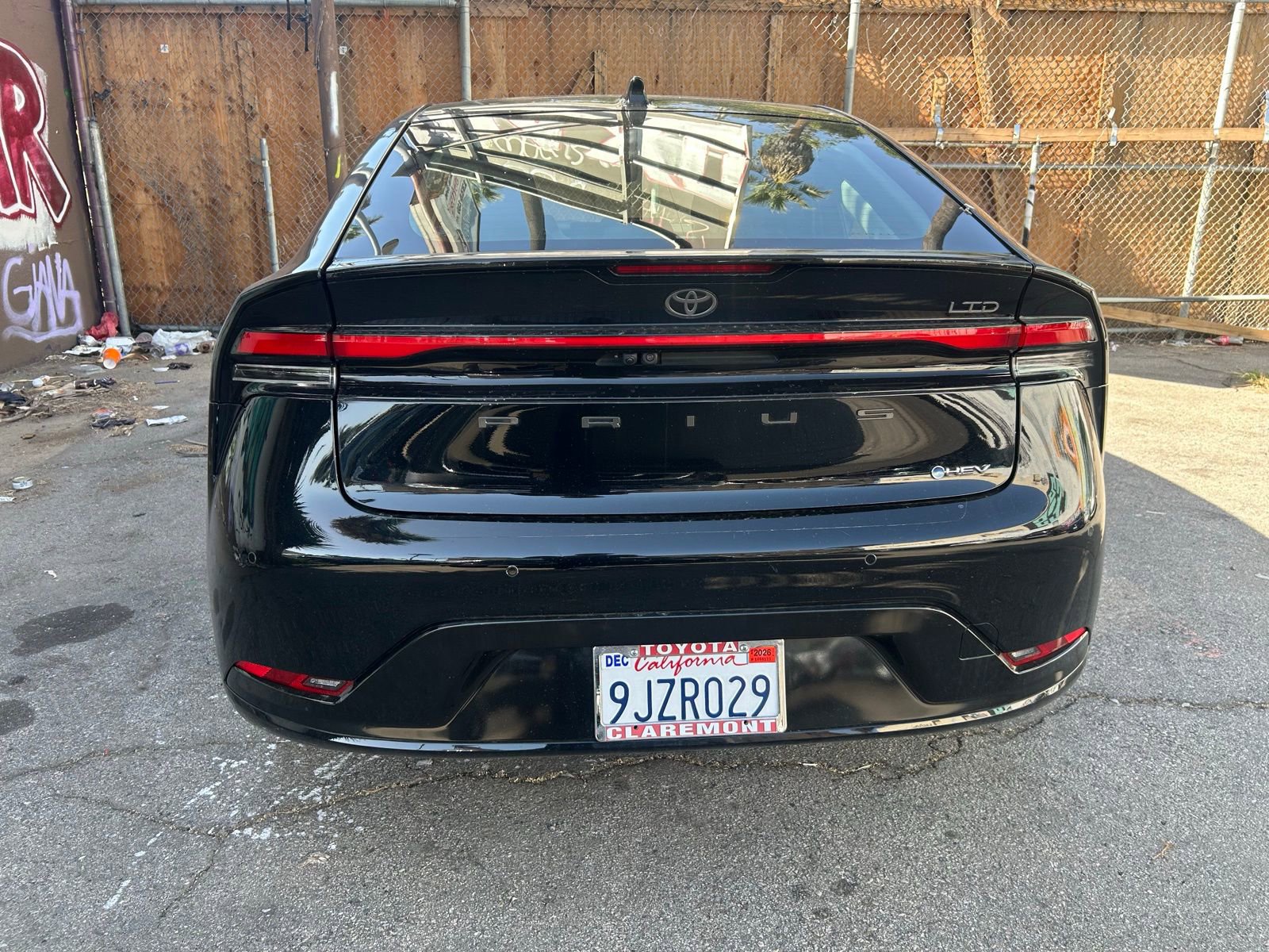 Used 2024 Toyota Prius Limited w/ Limited Premium Package image 9