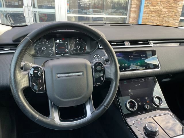 Used 2019 Land Rover Range Rover Velar S image 25