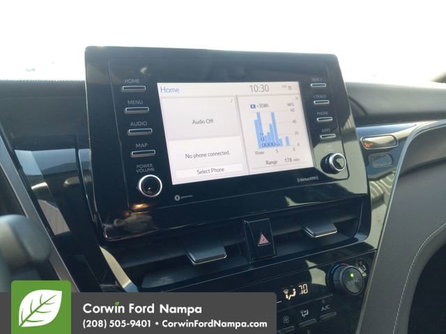 Used 2023 Toyota Camry SE w/ Cold Weather Package image 16