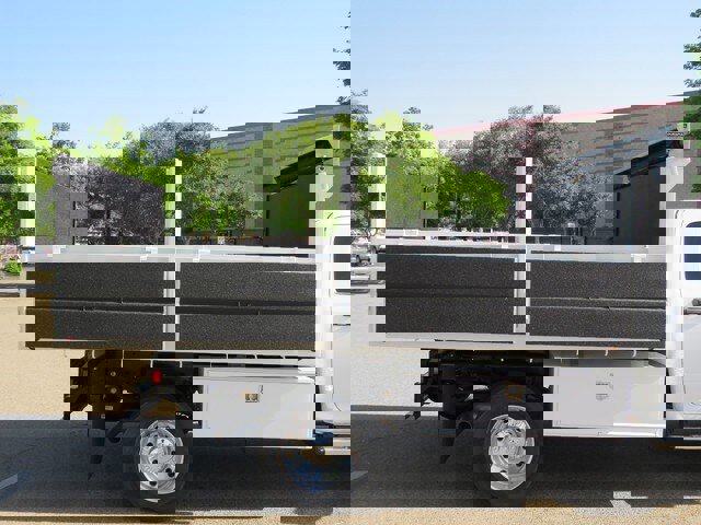 New 2023 RAM 5500 Tradesman w/ Chrome Appearance Group image 23