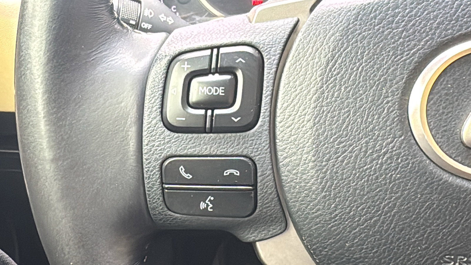 Used 2015 Lexus NX 200t FWD image 22