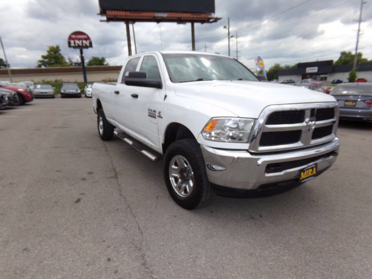 Used 2017 RAM 2500 Tradesman w/ Chrome Appearance Group image 5