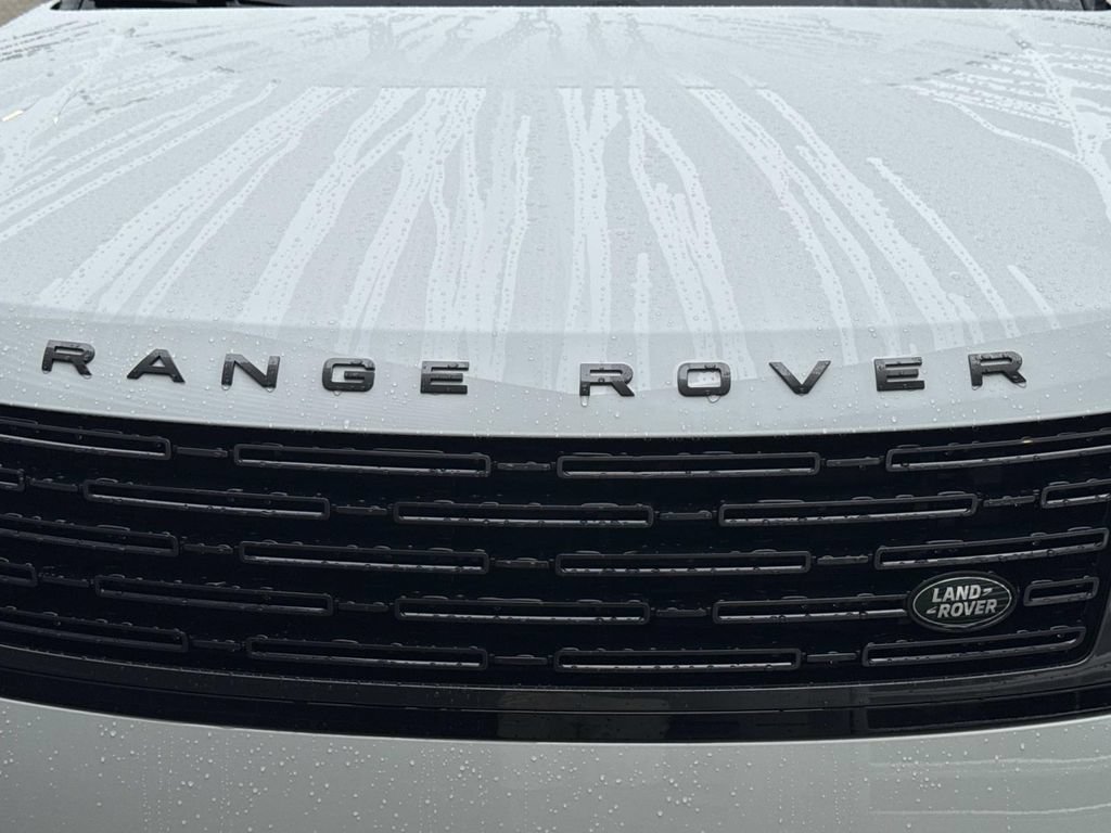 New 2026 Land Rover Range Rover SE AWD/4WD image 11
