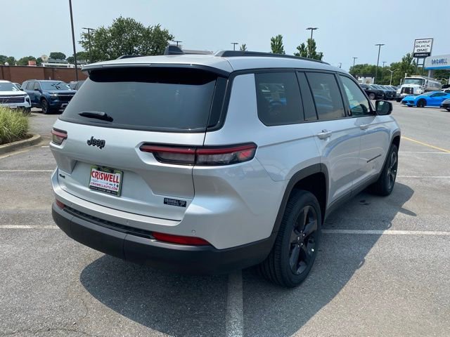 New 2025 Jeep Grand Cherokee L Altitude image 8