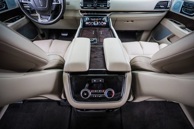 Used 2018 Lincoln Navigator L Reserve w/ Technology Package AWD/4WD image 25