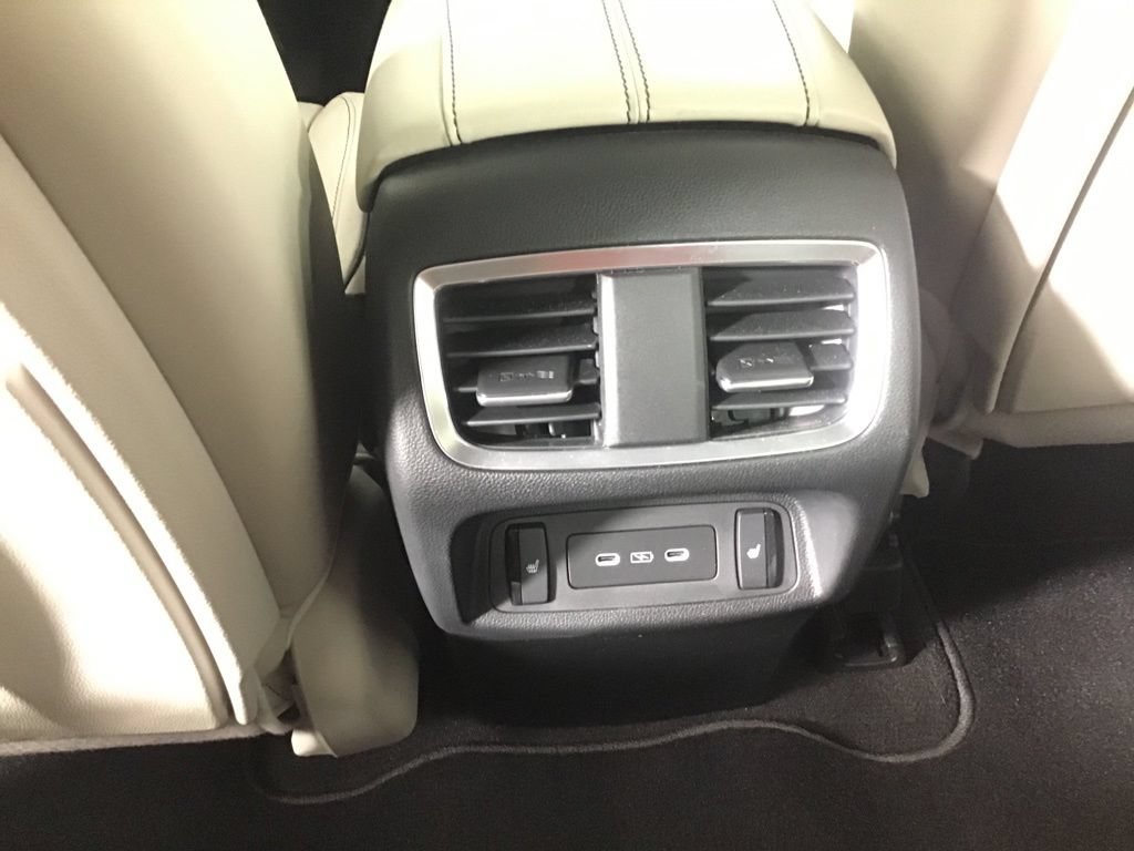 Used 2025 Acura RDX w/ Advance Package AWD/4WD image 25